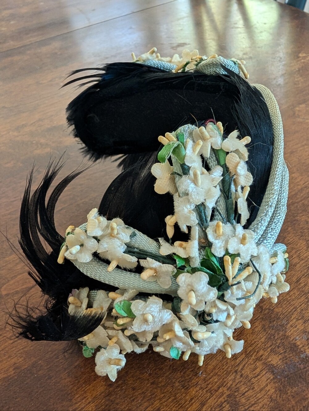 Vintage 1950s Feather Whimsy Floral Fascinator Cocktail Whimsy